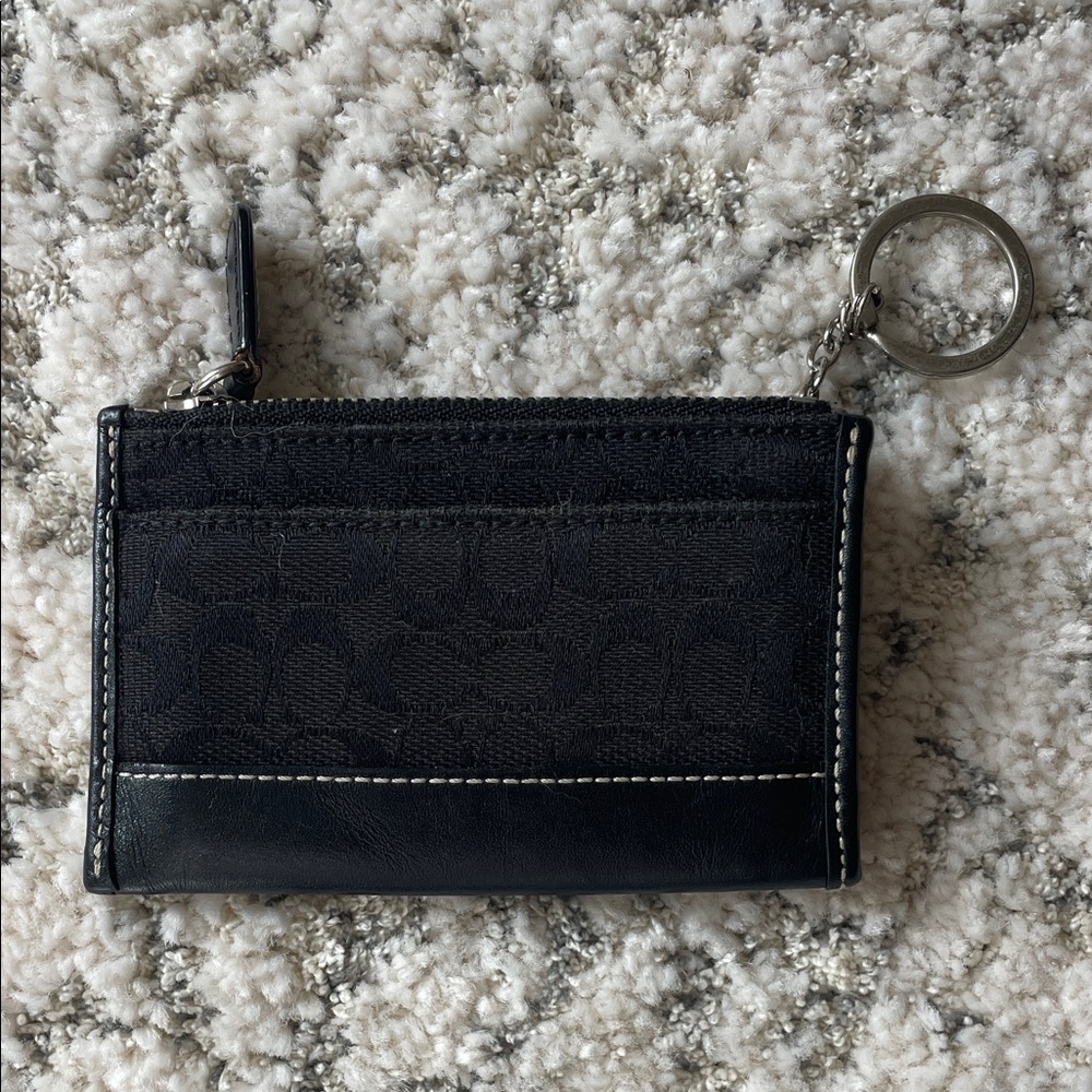 Coach Signature C Mini Skinny
Jacquard Canvas - Picture 3 of 4